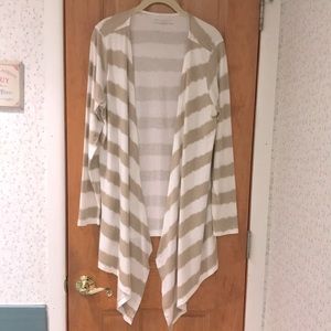 Beautiful Sand & White open front cardigan by Grace Elements 1X